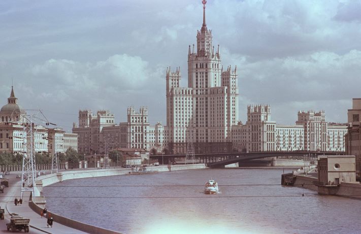 Архитектурные сооружения 1930-х и 1950-х годов как символ советской эпохи 1 – Студенты России
